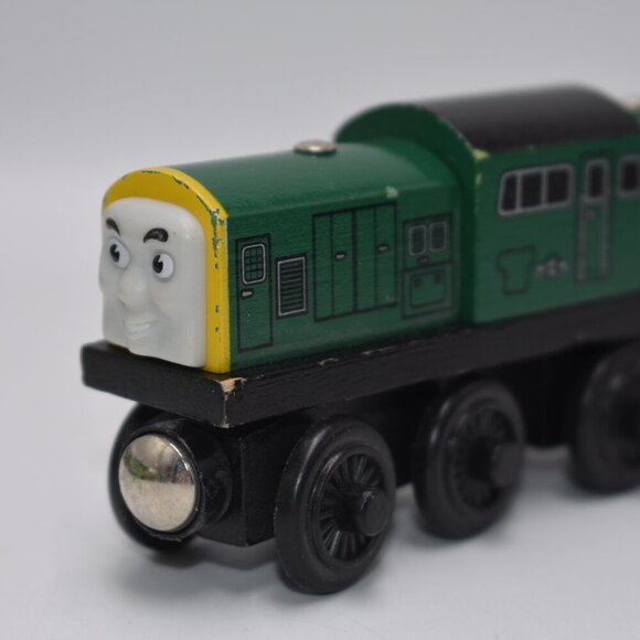 Thomas & Friends DEREK Wooden Railway Train Tank Engine the Diesel Rare 2001 - Picture 2 of 10
